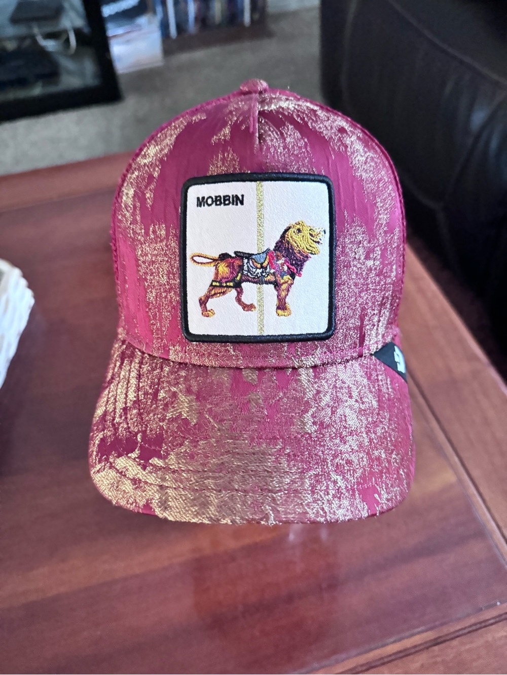 Goorin Bros. “CAROUSEL LION” MOBBIN. Trucker Hat. Mesh SnapBack NWT